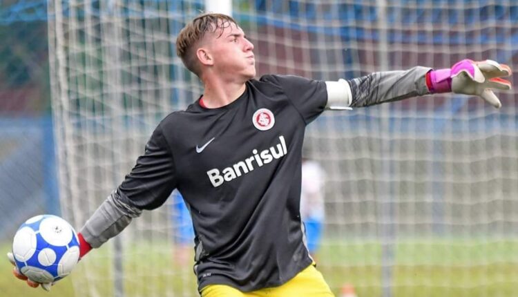 Goleiro promovido pelo Inter teve uma trajetória emocionante