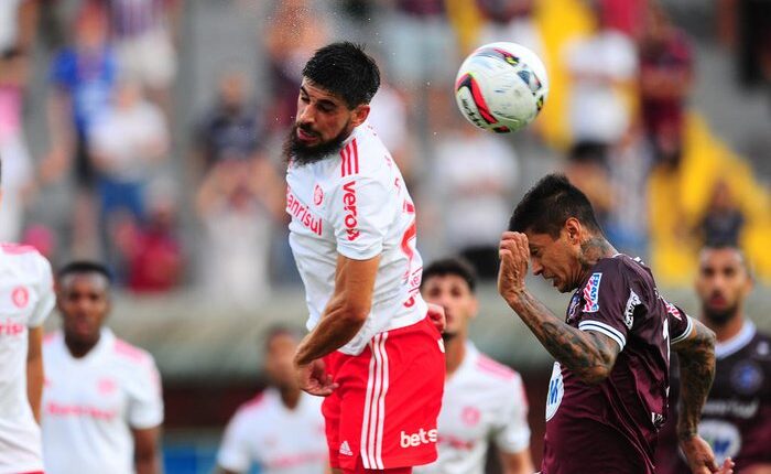 Inter não terá melhor dupla de zagueiros no GreNal 435.