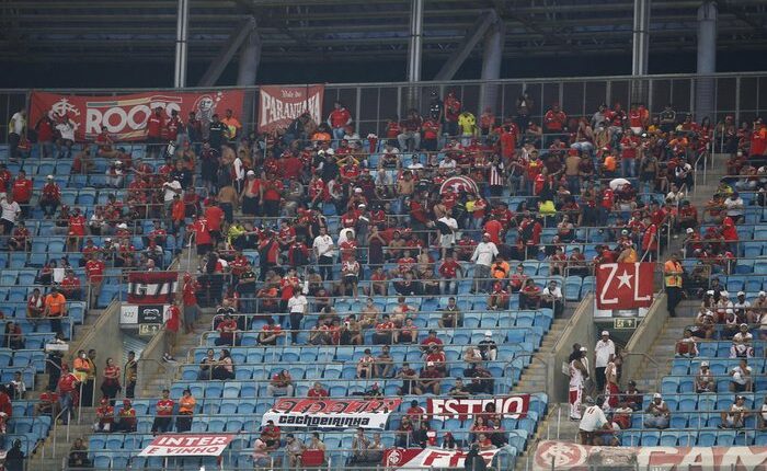 GreNal 437 teve confusões dentro e fora do gramado da Arena.