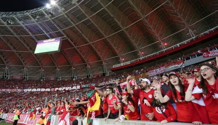 Colorados e torcedores de todo o estado poderão pagar menos nos ingressos de futebol.