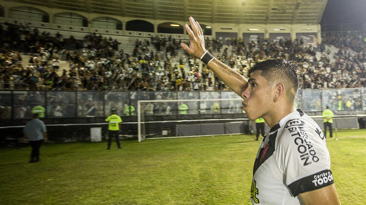 Palacios falou após primeira partida pelo Vasco da Gama.