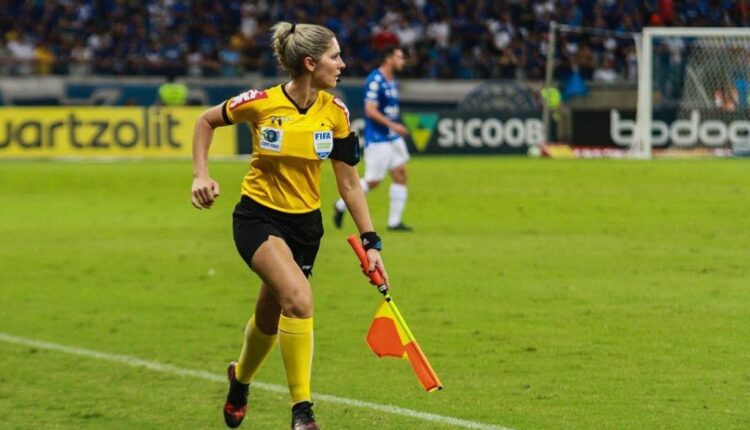 Neuza Back será uma das mulheres auxiliares na Copa do Mundo do Catar.