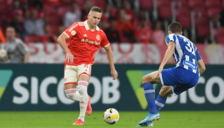 Alemão no jogo entre inter e Avaí | Foto: Ricardo Duarte / SC Internacional