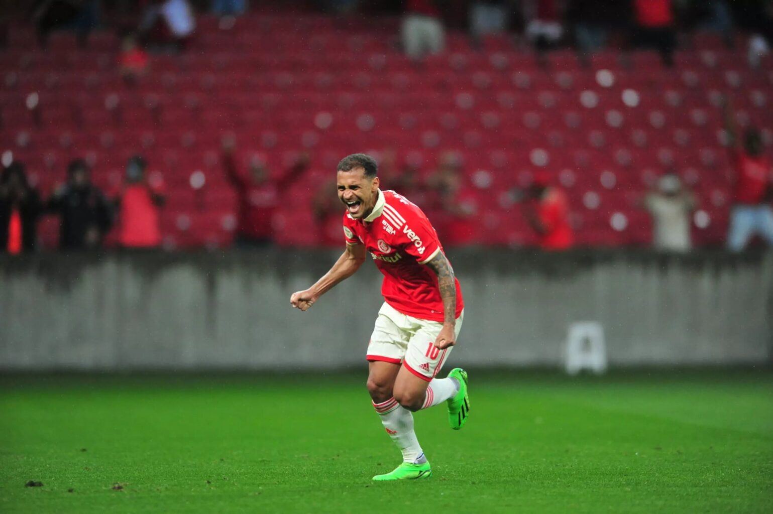 Números de Alan Patrick em 2023 são absurdos